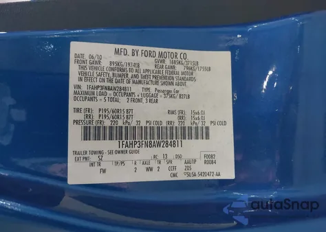 2010 Ford Focus Se z USA, uszkodzony, nr VIN 1FAHP3FN8AW284811